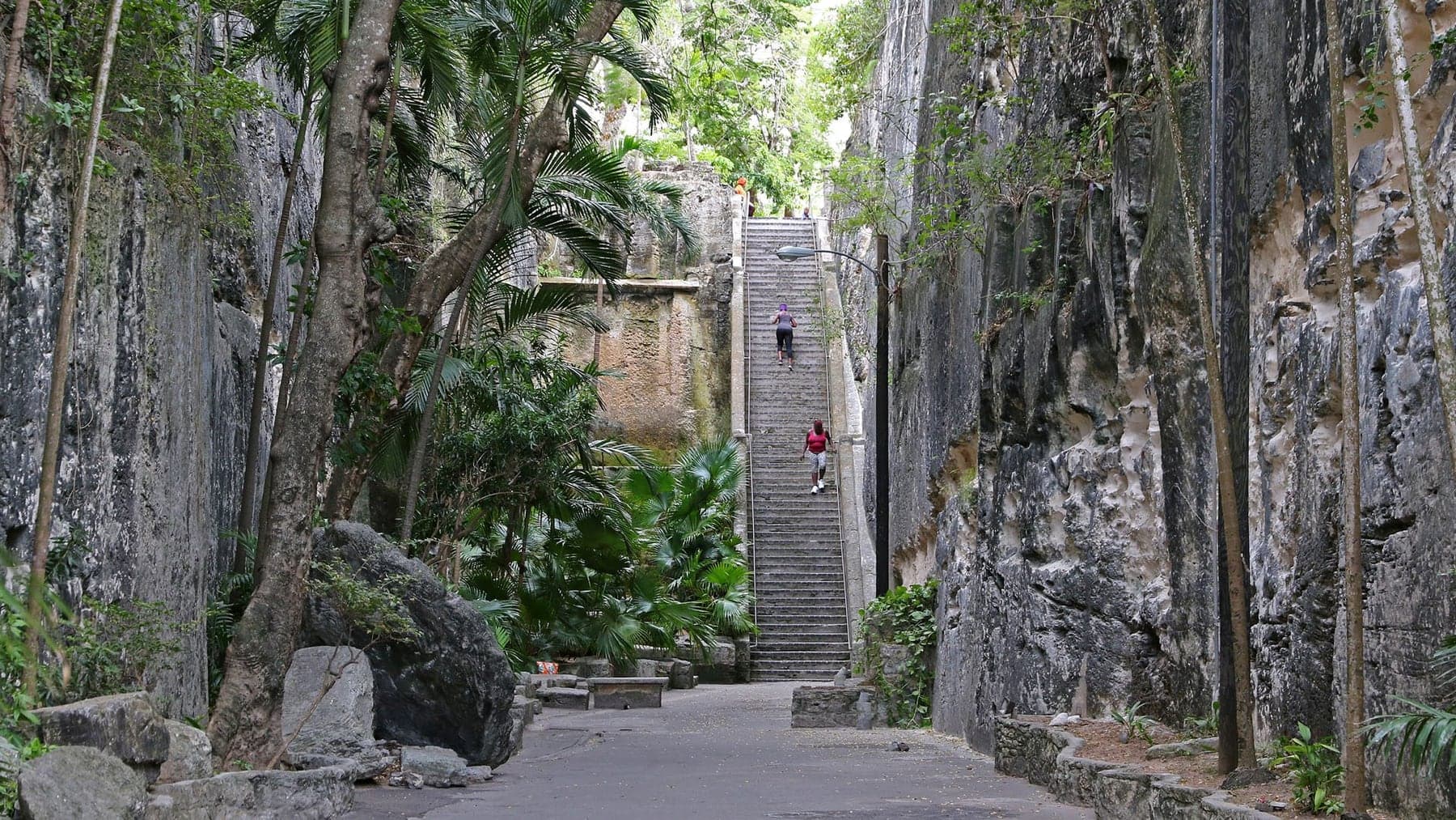 Nassau Queens Staircase