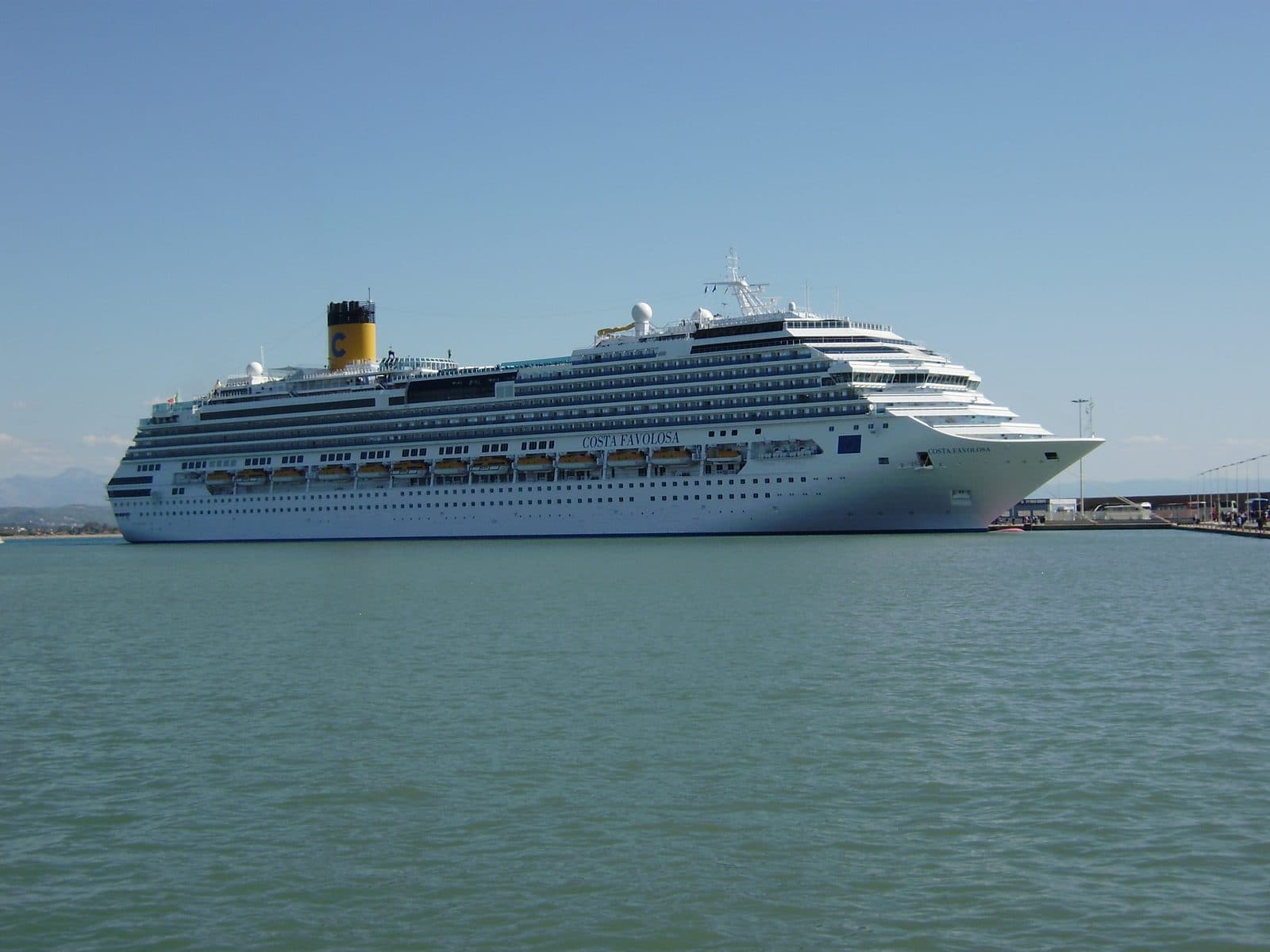 Costa Favolosa